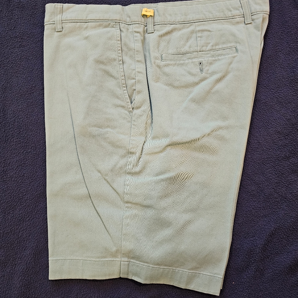 Roundtree & Yorke dress shorts